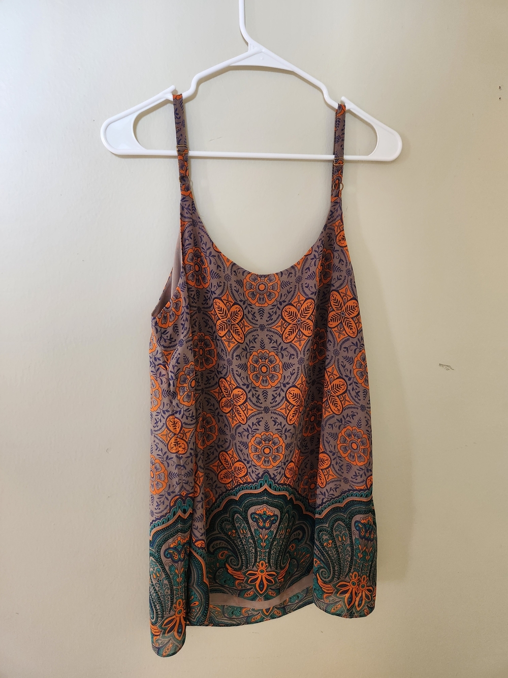 Cabi Women’s Orange and Purple Printed Cami Tank Top M Medium - Picture 3 of 3